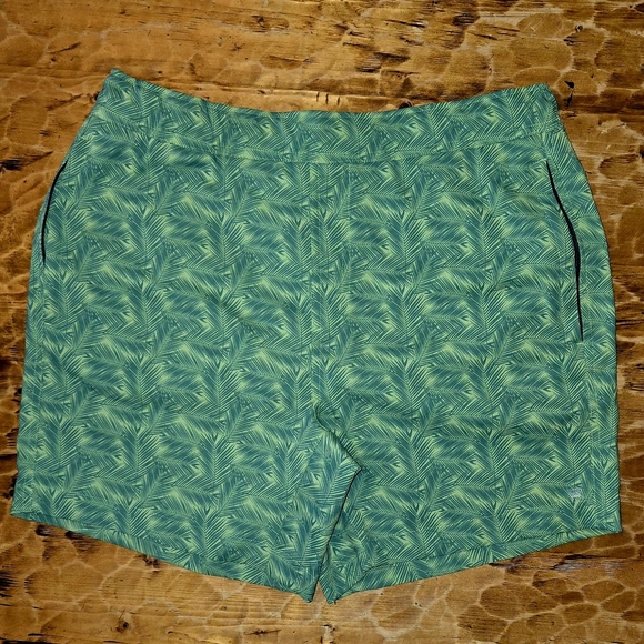 Mack Weldon Succulent Tropic Green Swim Shorts - Picture 1 of 4
